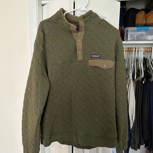 Men’s Patagonia quilted sweater quarter snap